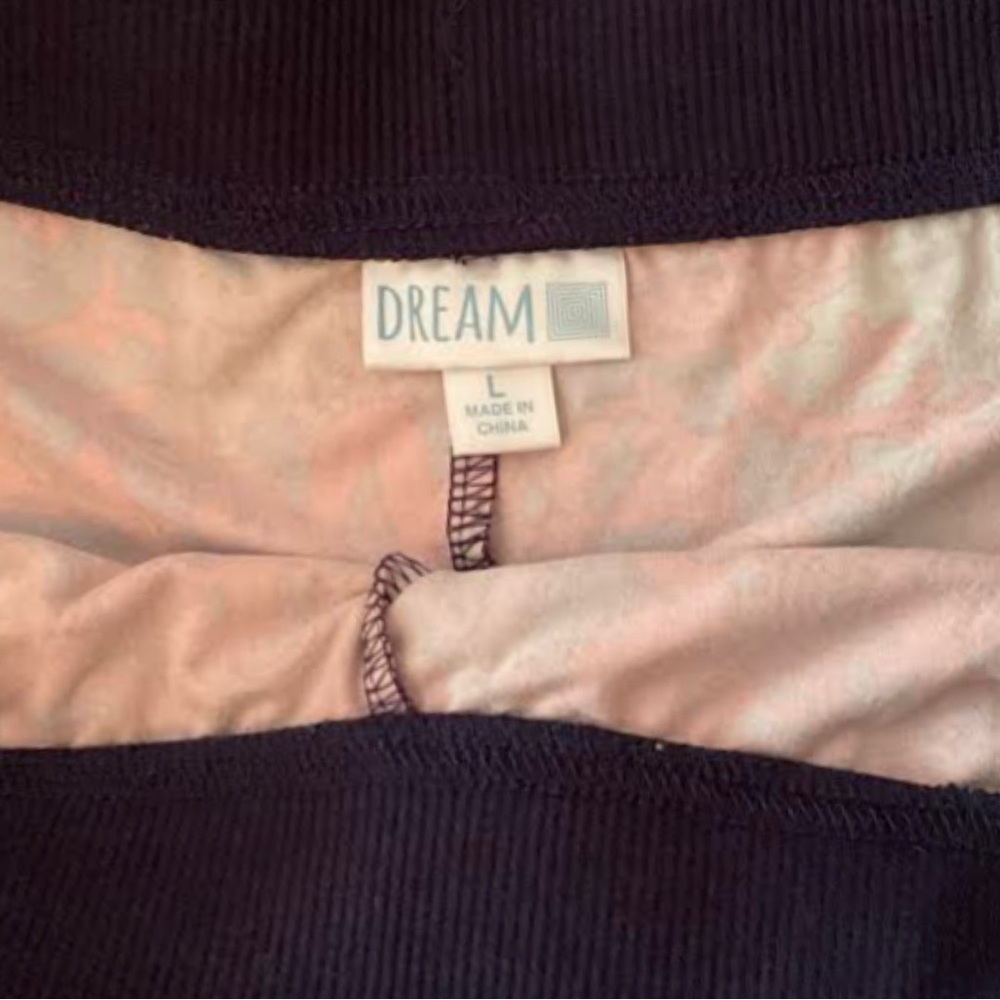 LuLaRoe Dream Collection Carol PJ Shorts w/ Pockets Size Large - Picture 5 of 7